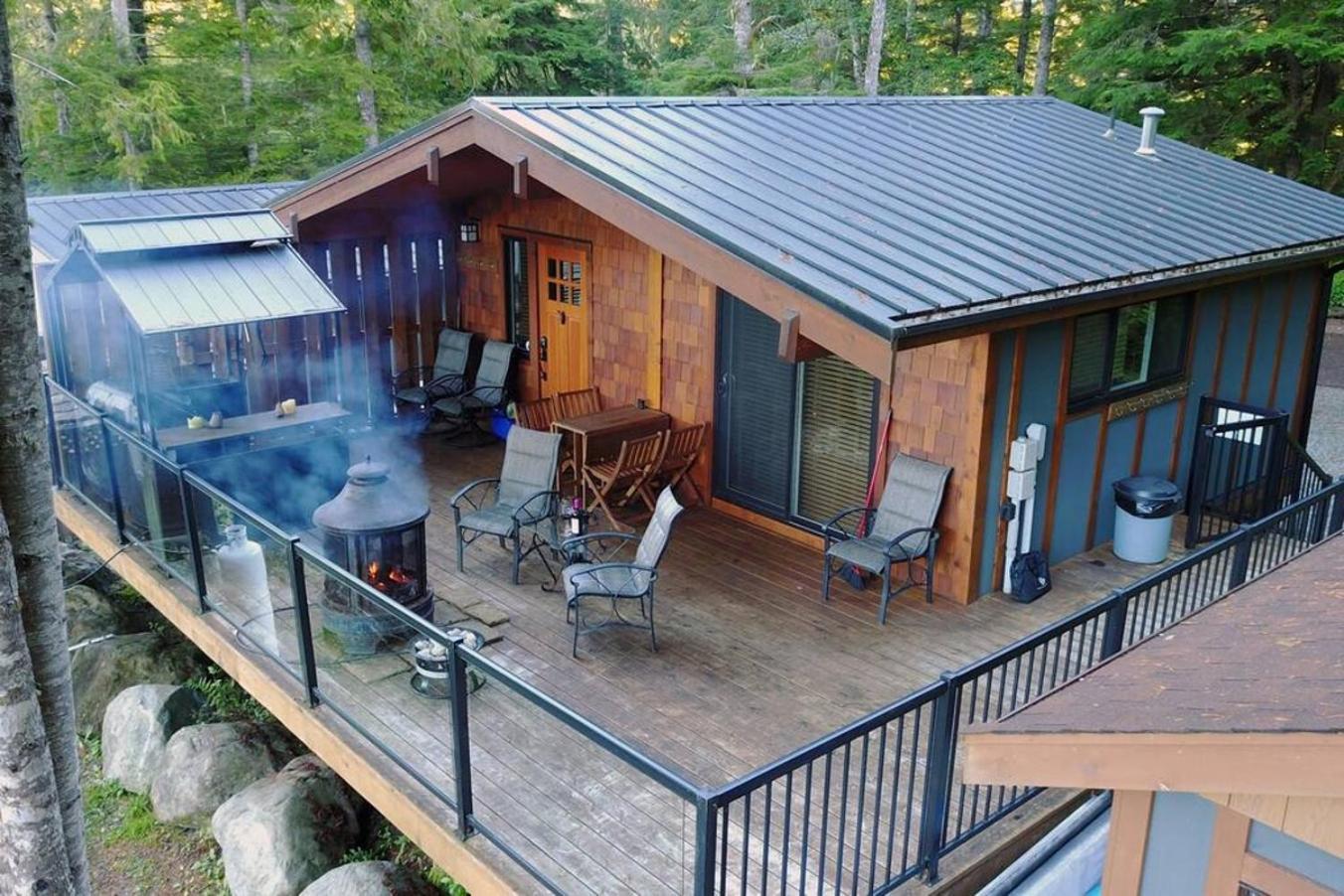 הוילה The Great Escape - Port Renfrew & Bunkhouse מראה חיצוני תמונה